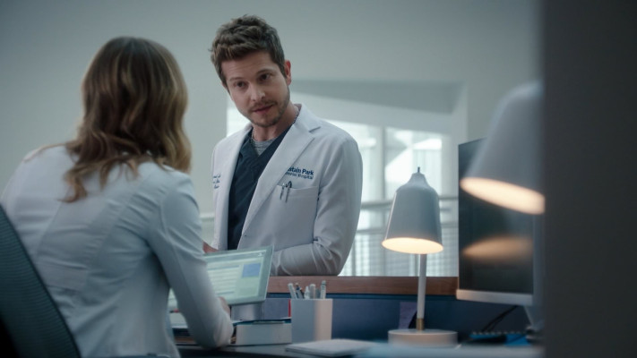 photo 3 in Matt Czuchry gallery [id1245067] 2021-01-10 00:00:00