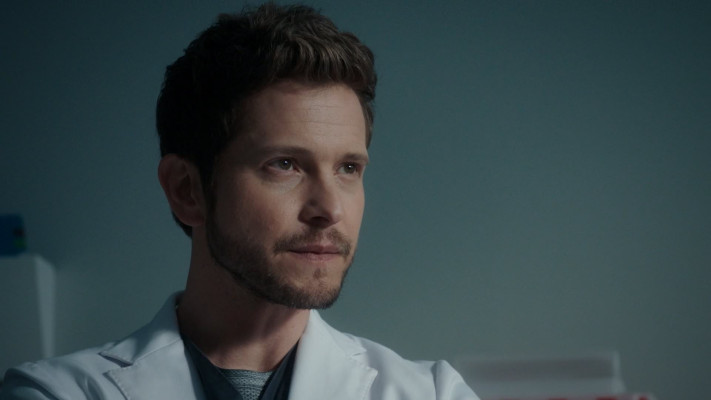 Matt Czuchry pic #1245068