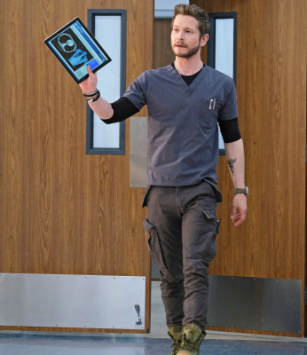 Matt Czuchry pic #1269156