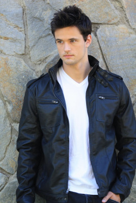Matthew Atkinson  pic #453213