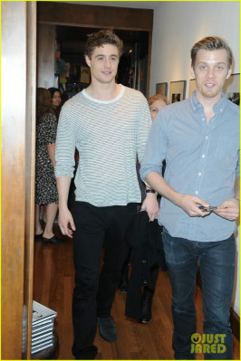 Max Irons pic #675069
