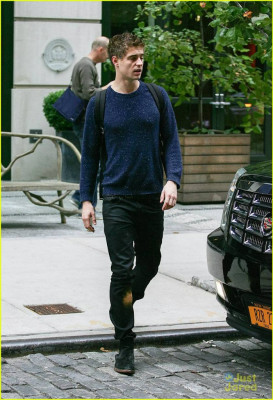 Max Irons pic #673242
