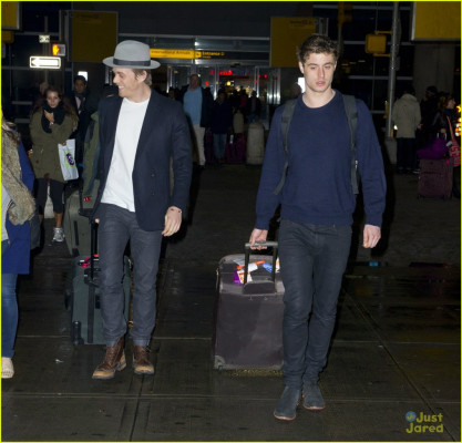 photo 25 in Max Irons gallery [id675074] 2014-03-03 00:00:00