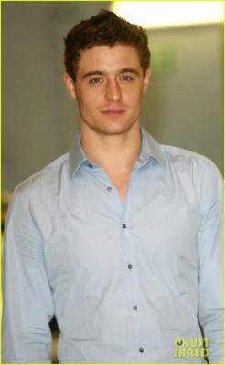 photo 7 in Max Irons gallery [id673849] 2014-02-28 00:00:00