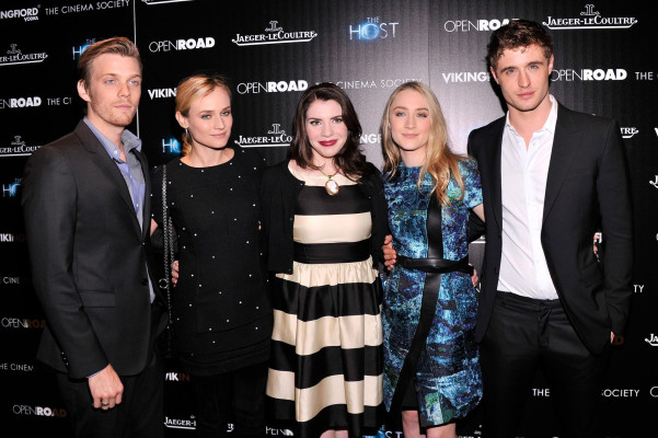 Max Irons pic #673253