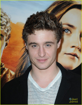Max Irons pic #673260