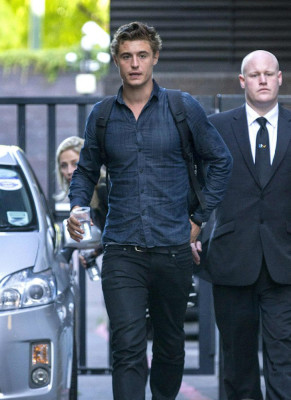 photo 3 in Max Irons gallery [id672811] 2014-02-25 00:00:00