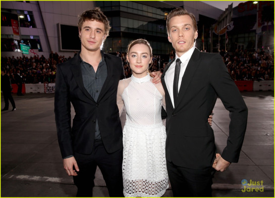 Max Irons pic #673384