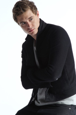 Max Irons pic #681914