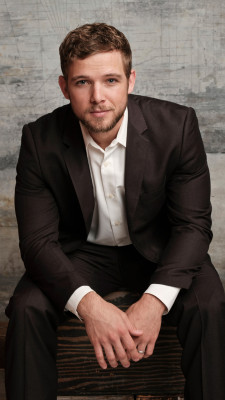 Max Thieriot pic #1248741