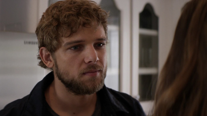 Max Thieriot pic #1251106