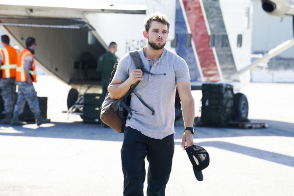 Max Thieriot pic #1274568