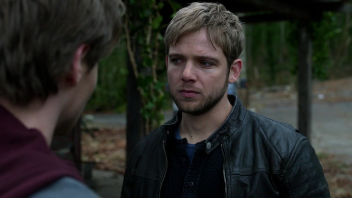 photo 5 in Max Thieriot gallery [id1255796] 2021-05-18 00:00:00