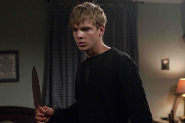 photo 4 in Max Thieriot gallery [id1277162] 2021-10-26 00:00:00