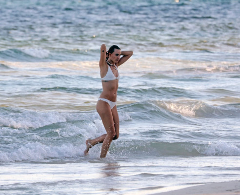 Maya Stepper pic #1075791