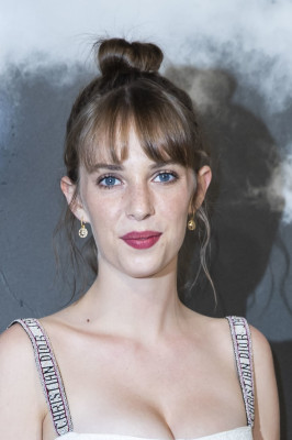 Maya Thurman Hawke pic #1168673
