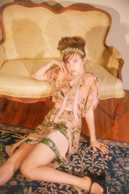 Maya Thurman Hawke pic #1168651