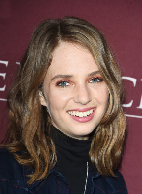 Maya Thurman Hawke pic #1168662