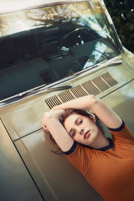 Maya Thurman Hawke pic #1168645