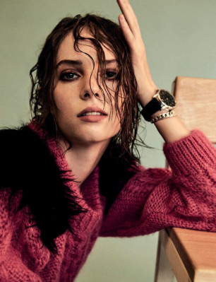 Maya Thurman Hawke pic #1135967