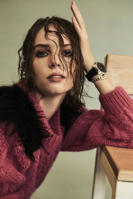 Maya Thurman Hawke pic #1154612