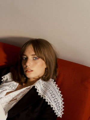 Maya Thurman Hawke pic #1189244