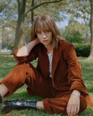 Maya Thurman Hawke pic #1163947