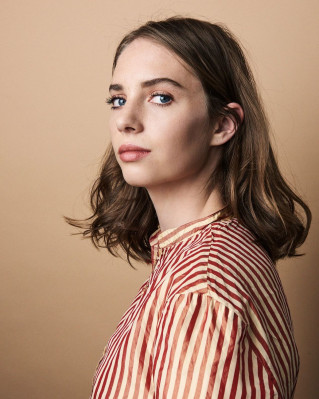 Maya Thurman Hawke pic #1154594