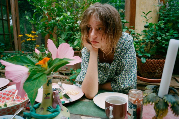 Maya Thurman Hawke pic #1154574