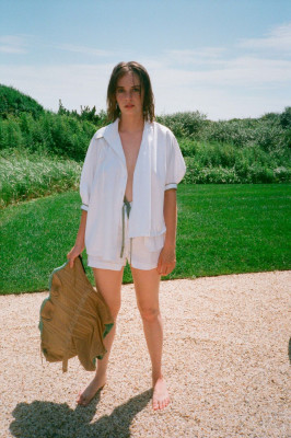 Maya Thurman Hawke pic #1064801