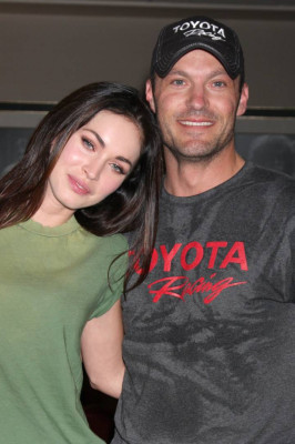 Megan Fox pic #775875