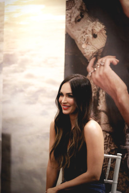 Megan Fox pic #1188027