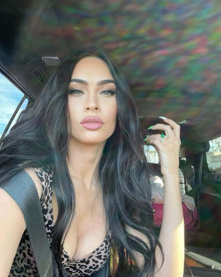Megan Fox pic #1300030