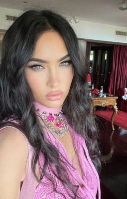 Megan Fox pic #1300640