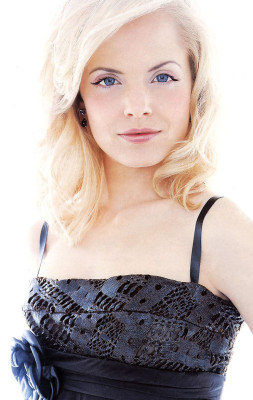 photo 11 in Mena Suvari gallery [id250355] 2010-04-22 00:00:00