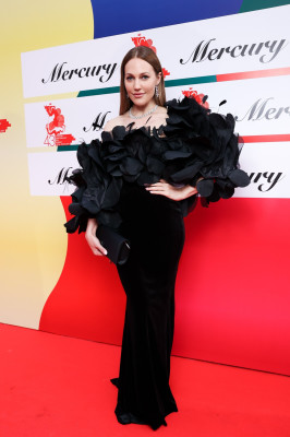 photo 9 in Meryem Uzerli gallery [id1254016] 2021-04-26 00:00:00