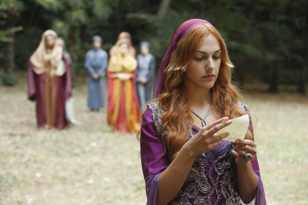 Meryem Uzerli pic #630571