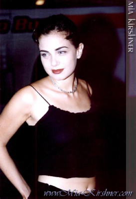 Mia Kirshner pic #95670