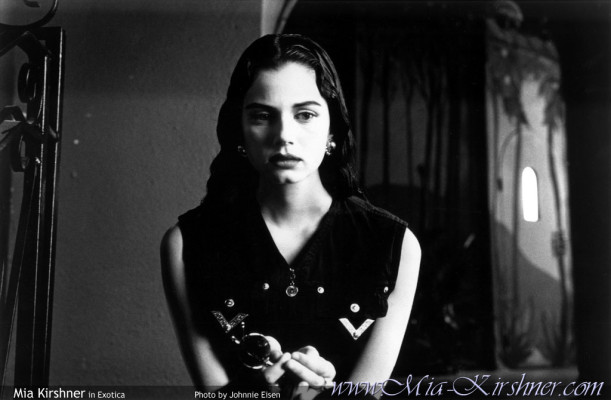 Mia Kirshner pic #95665