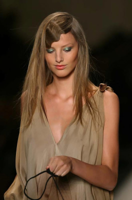 photo 27 in Michaela Kocianova gallery [id221686] 2009-12-30 00:00:00