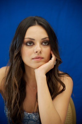 Mila Kunis pic #395505