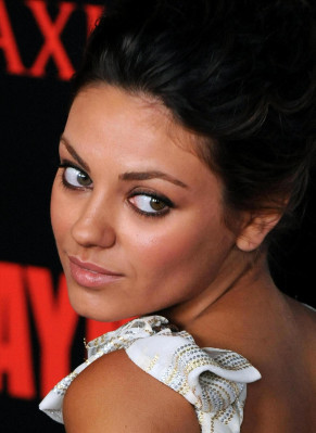 photo 7 in Mila Kunis gallery [id114485] 2008-11-05 00:00:00