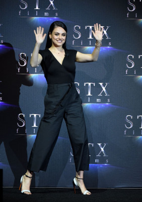 Mila Kunis pic #919862