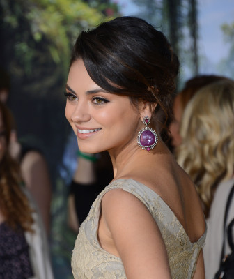 Mila Kunis pic #577461