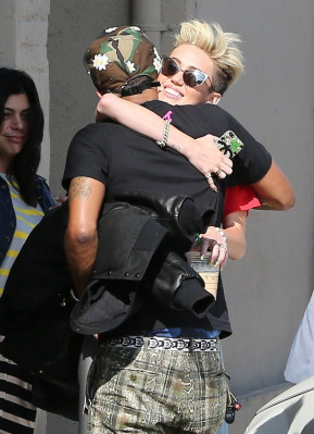 Miley Cyrus pic #622070