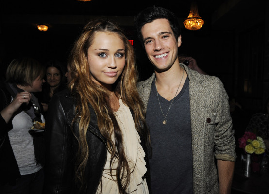 Miley Cyrus pic #398859