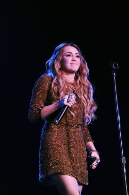 Miley Cyrus pic #454959