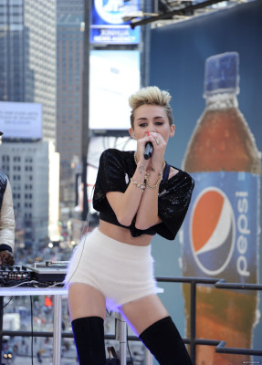 Miley Cyrus pic #622126