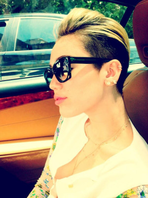 Miley Cyrus pic #610035