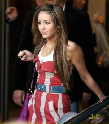photo 4 in Miley gallery [id151209] 2009-04-29 00:00:00